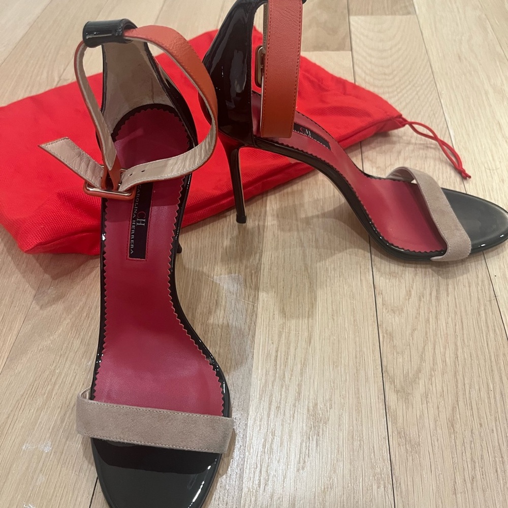 Carolina Herrera Heels - Picture 2 of 10